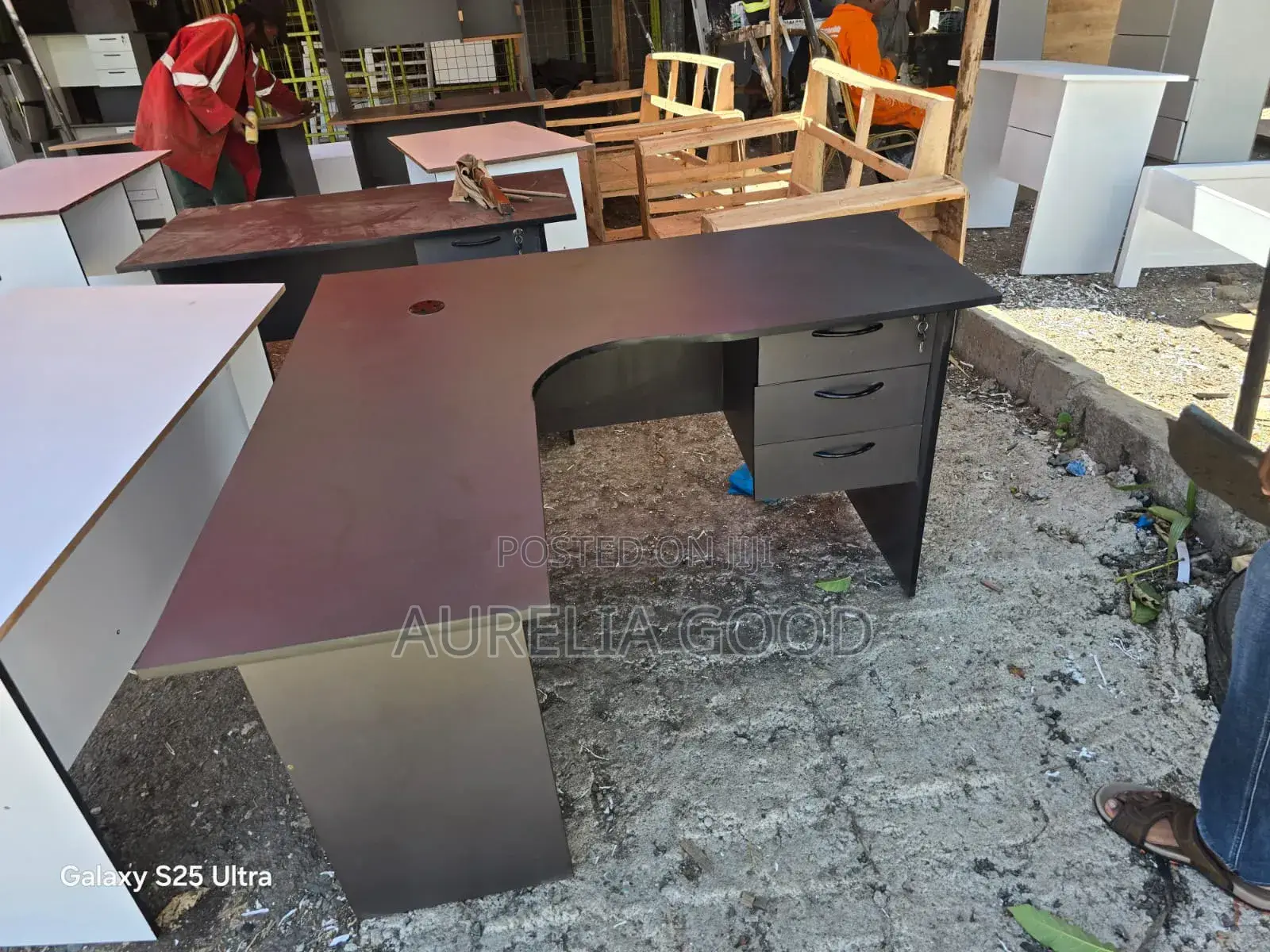 Office Desk -Computer Comfort