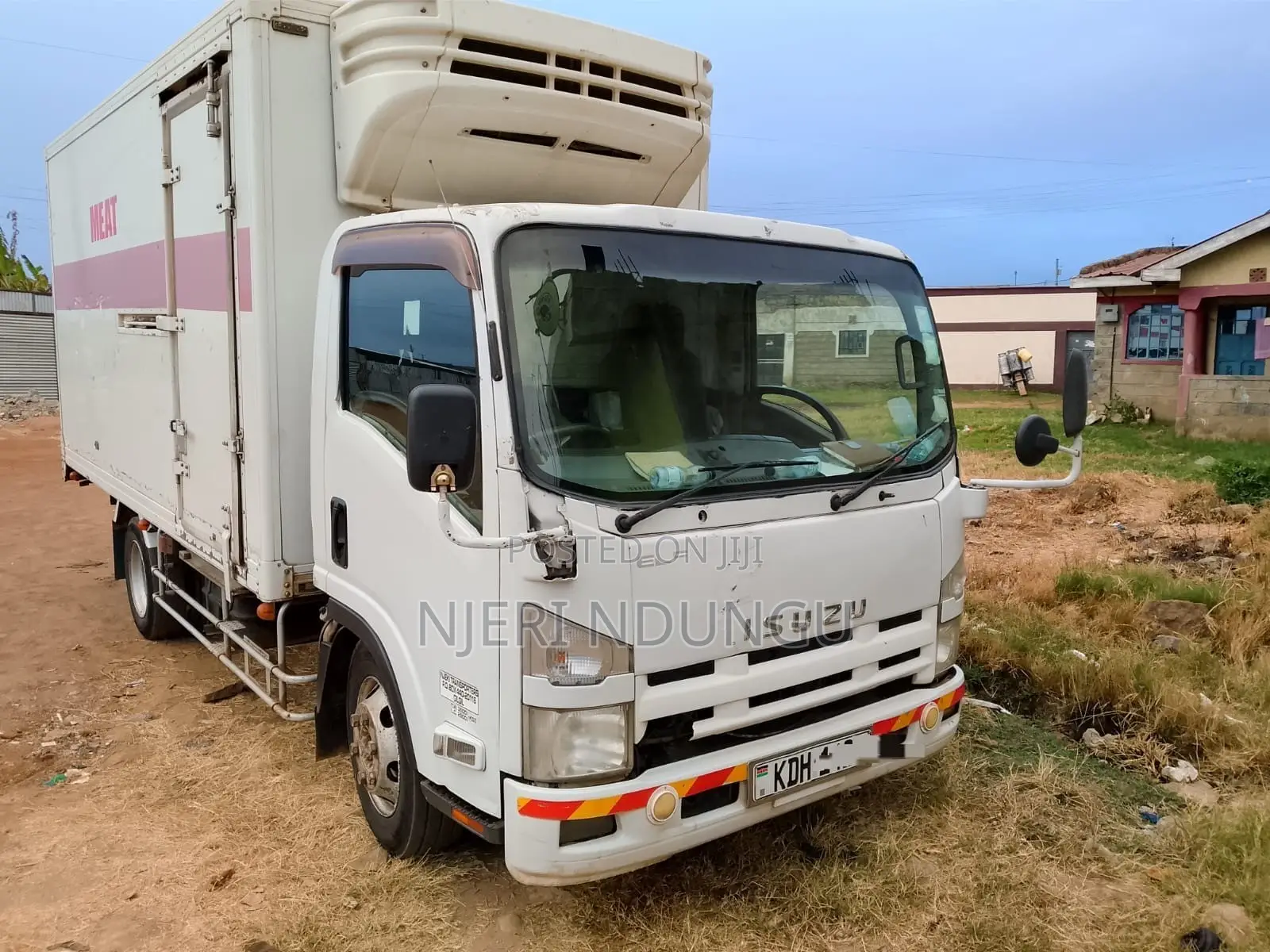 ISUZU ELF 2015 White