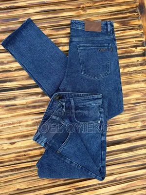 Plain Jeans