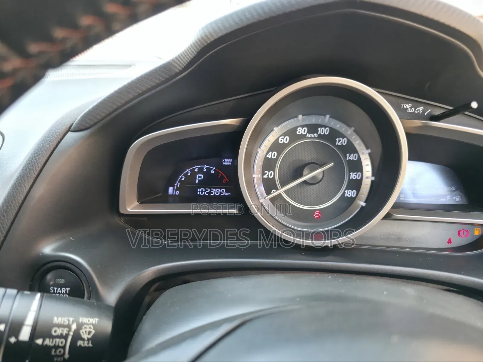Mazda Axela SV Premium 2014 Gray