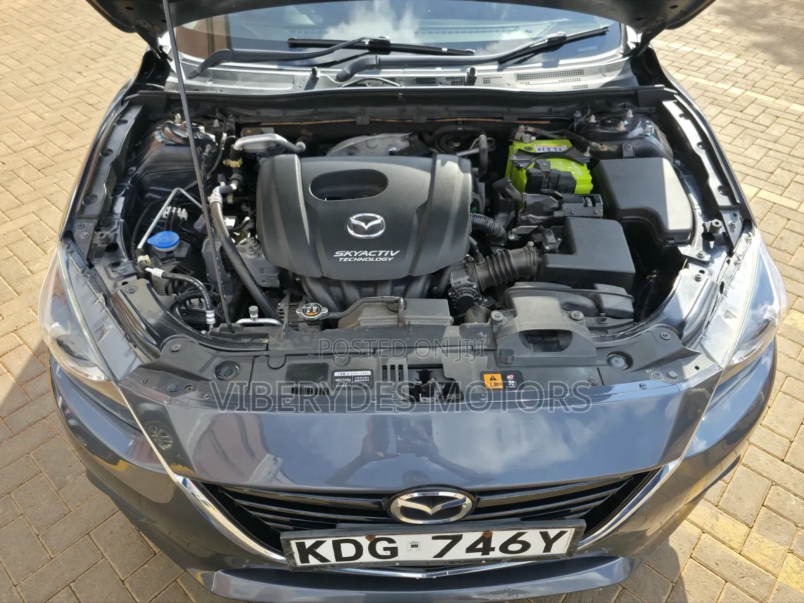 Mazda Axela SV Premium 2014 Gray