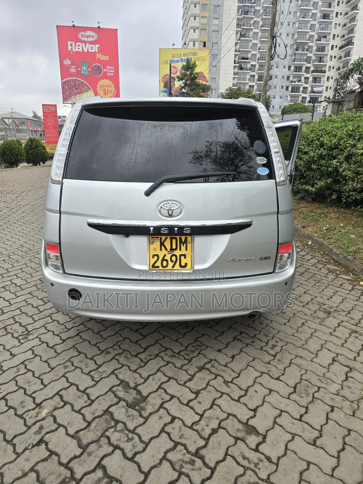 Toyota ISIS 1.8 Platana V-selection 2WD 2016 Silver