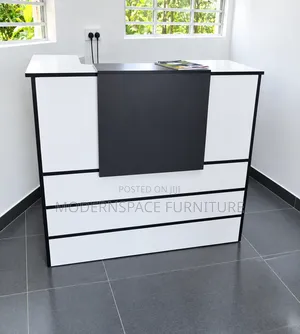 1mtr Modern Reception Desk – Stylish Office Counter
