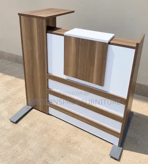 1mtr Modern Reception Desk – Stylish Office Counter