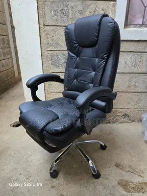 Executive Office Leather Chair.