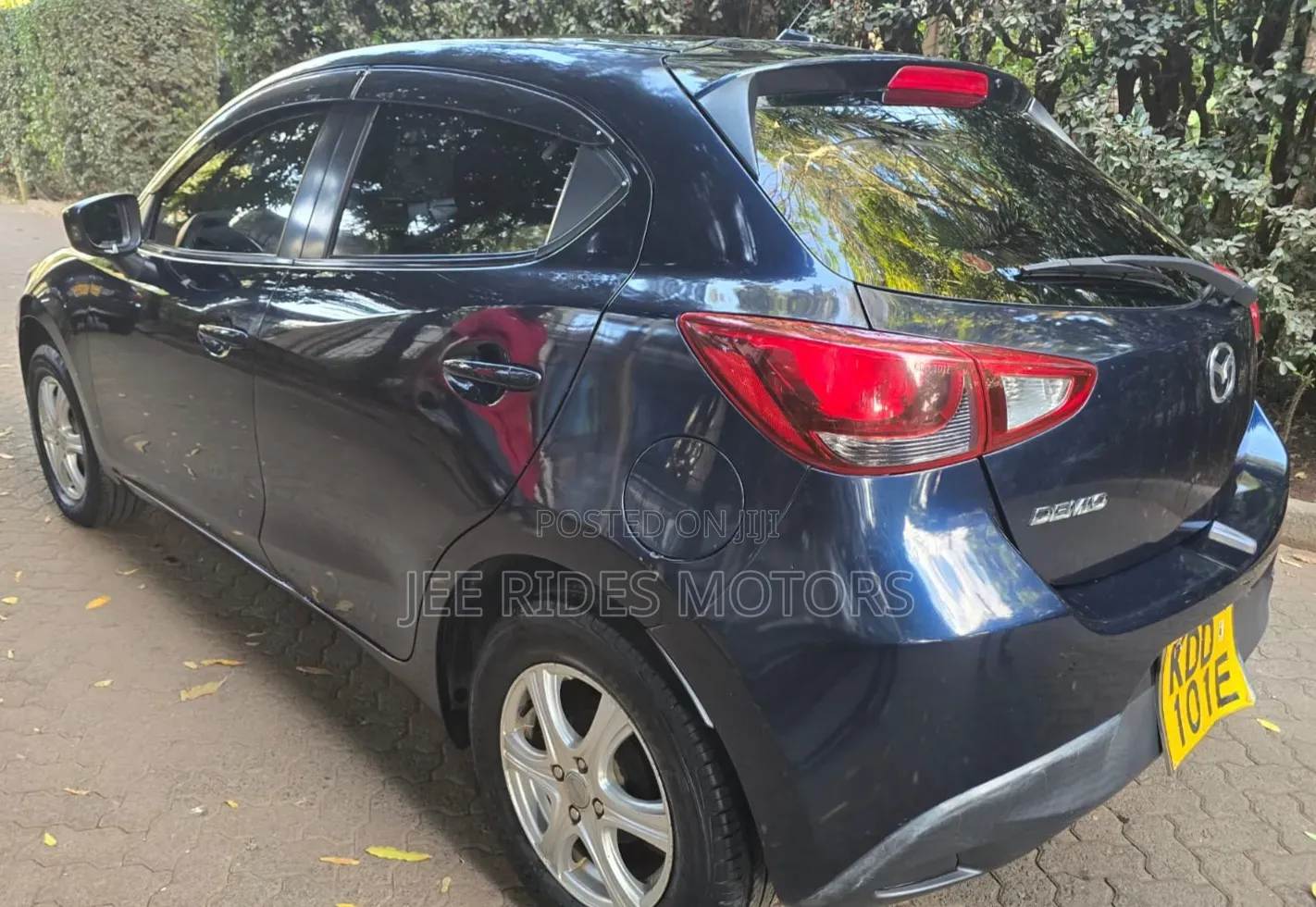 Mazda Demio 2016 Blue