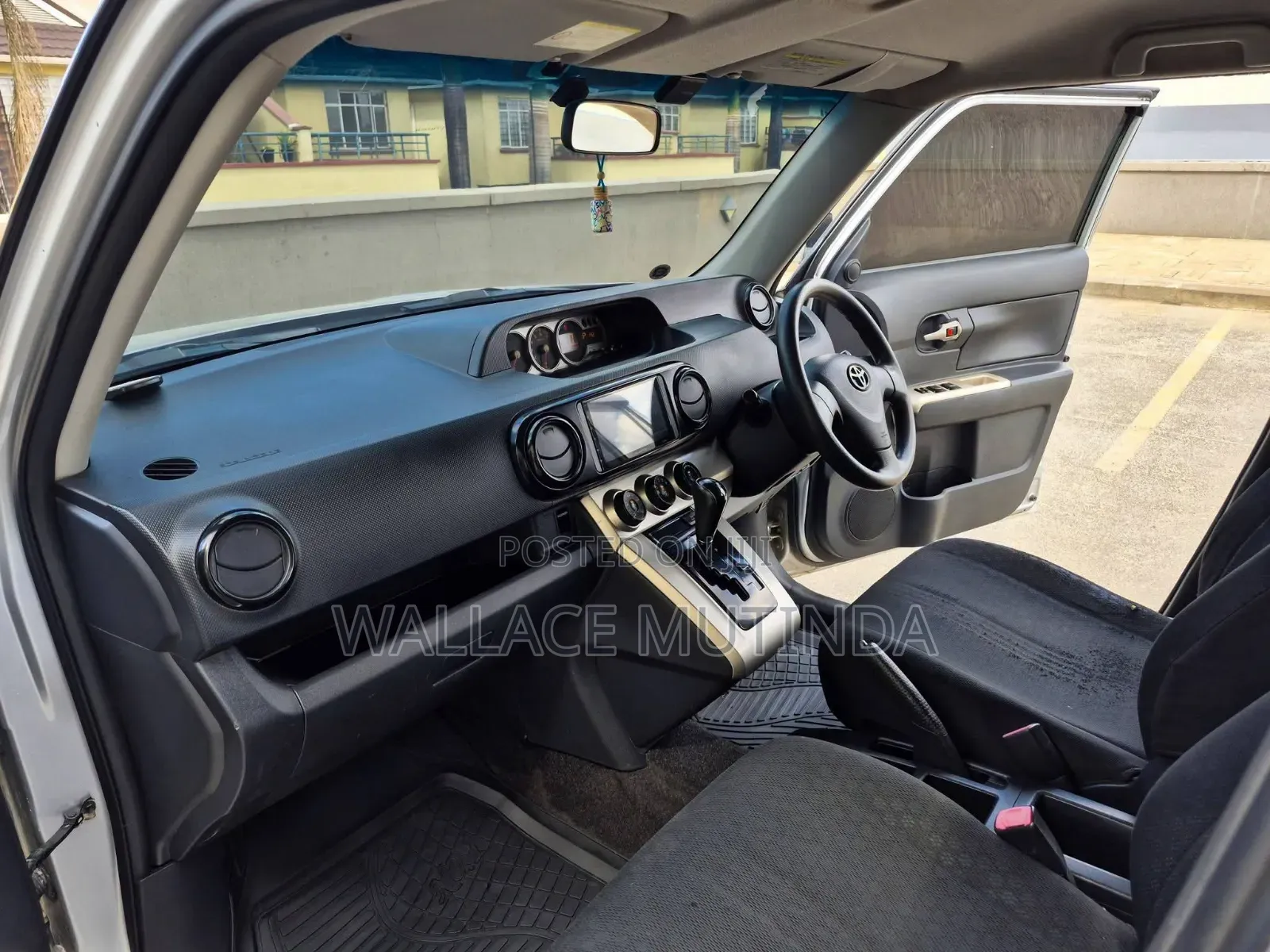 Toyota Corolla Rumion Hatchback 1.5 FWD 2008 Silver