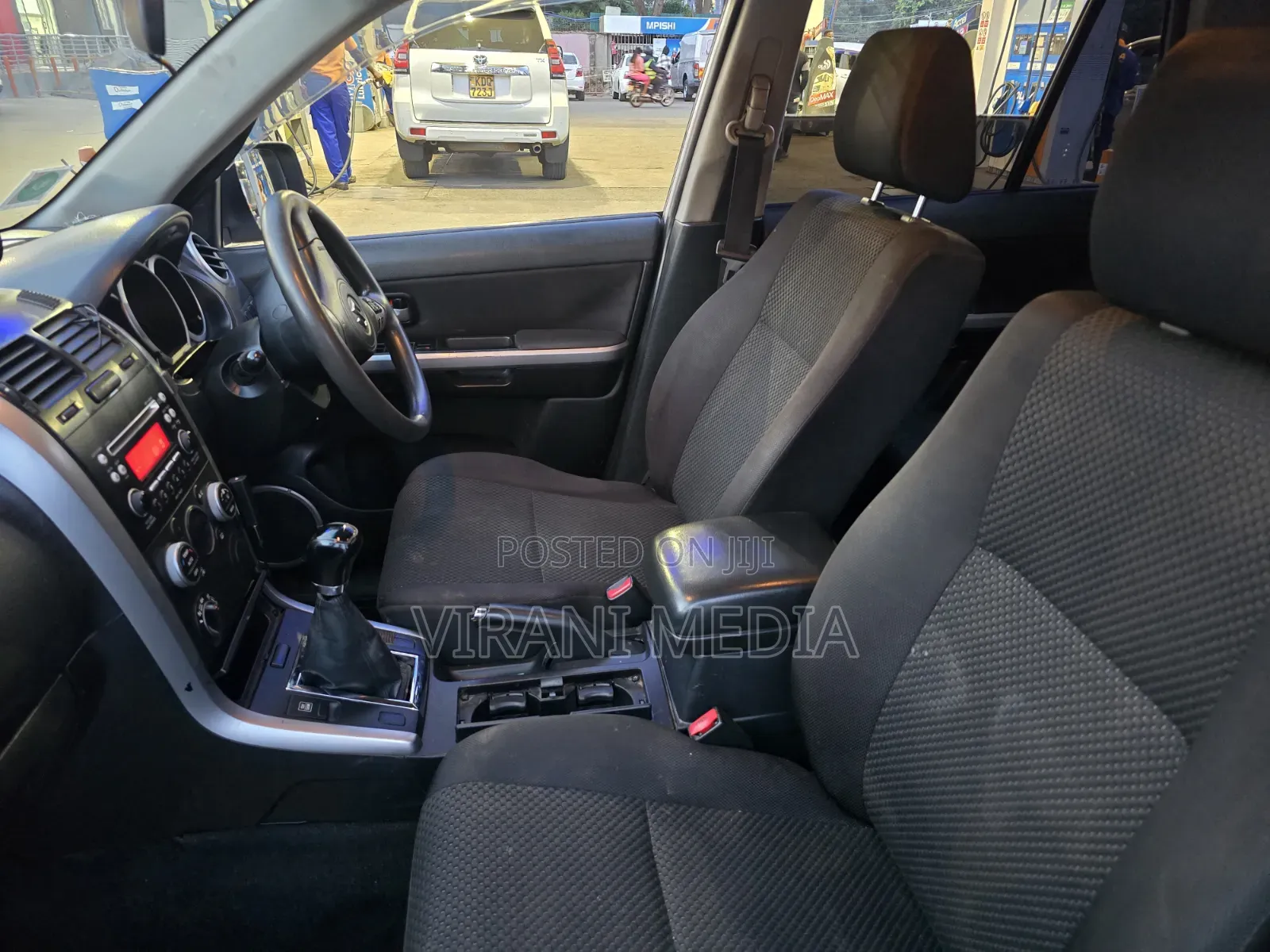 Suzuki Escudo 2008 Silver