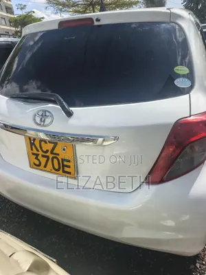 Toyota Vitz 2013 White