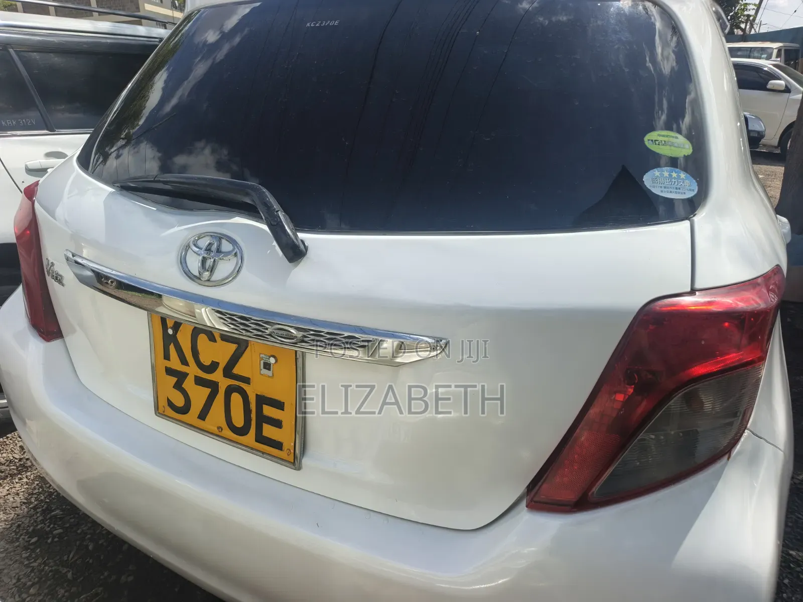 Toyota Vitz 2013 White
