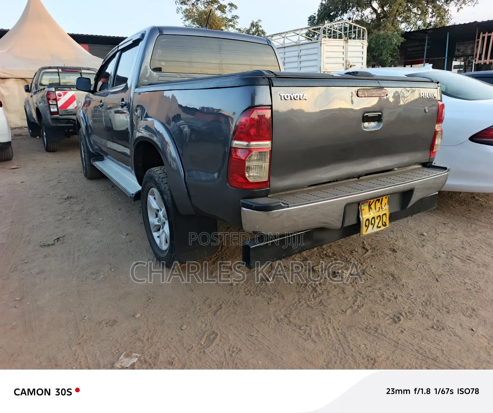 Toyota Hilux 2012 Gray
