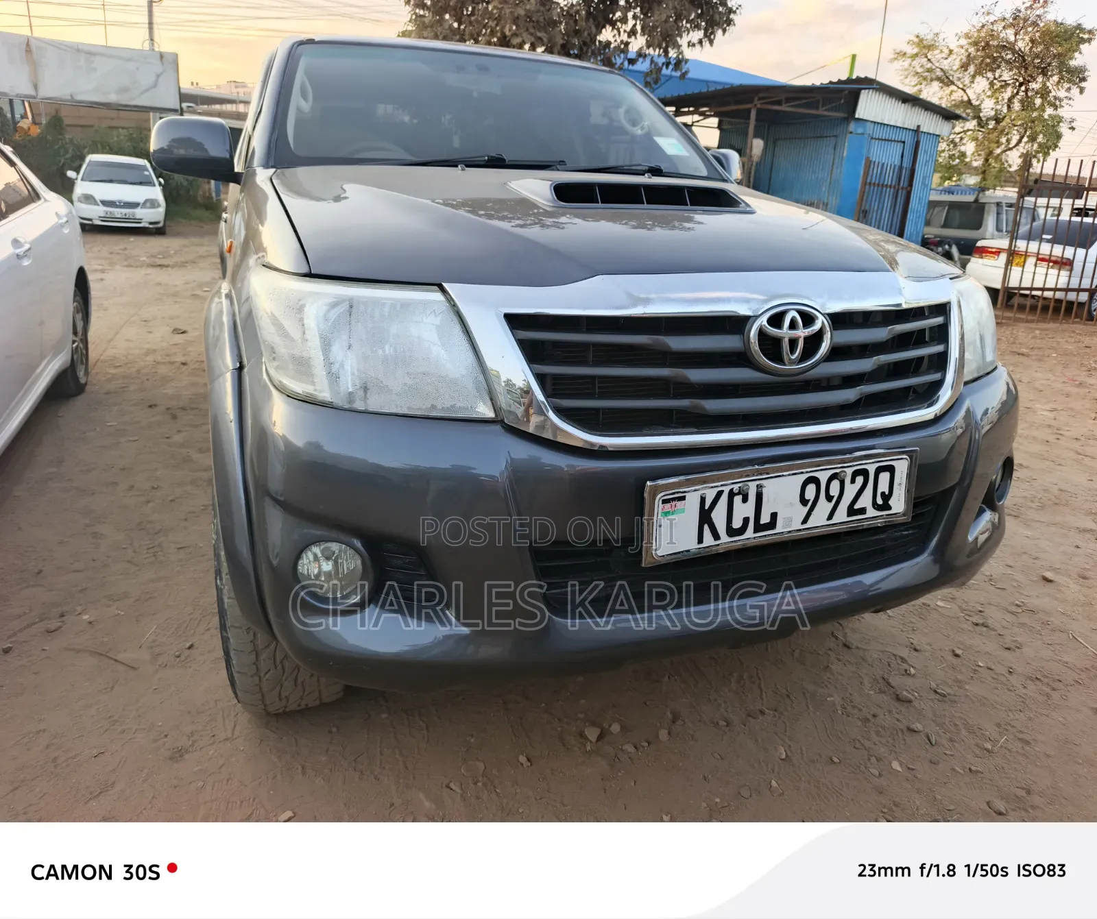 Toyota Hilux 2012 Gray