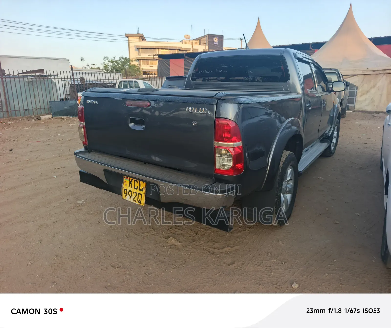Toyota Hilux 2012 Gray