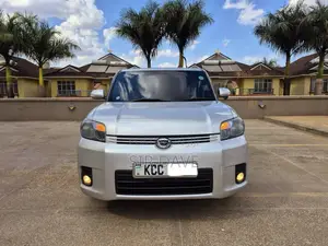 Toyota Corolla Rumion Hatchback 1.5 FWD 2008 Silver