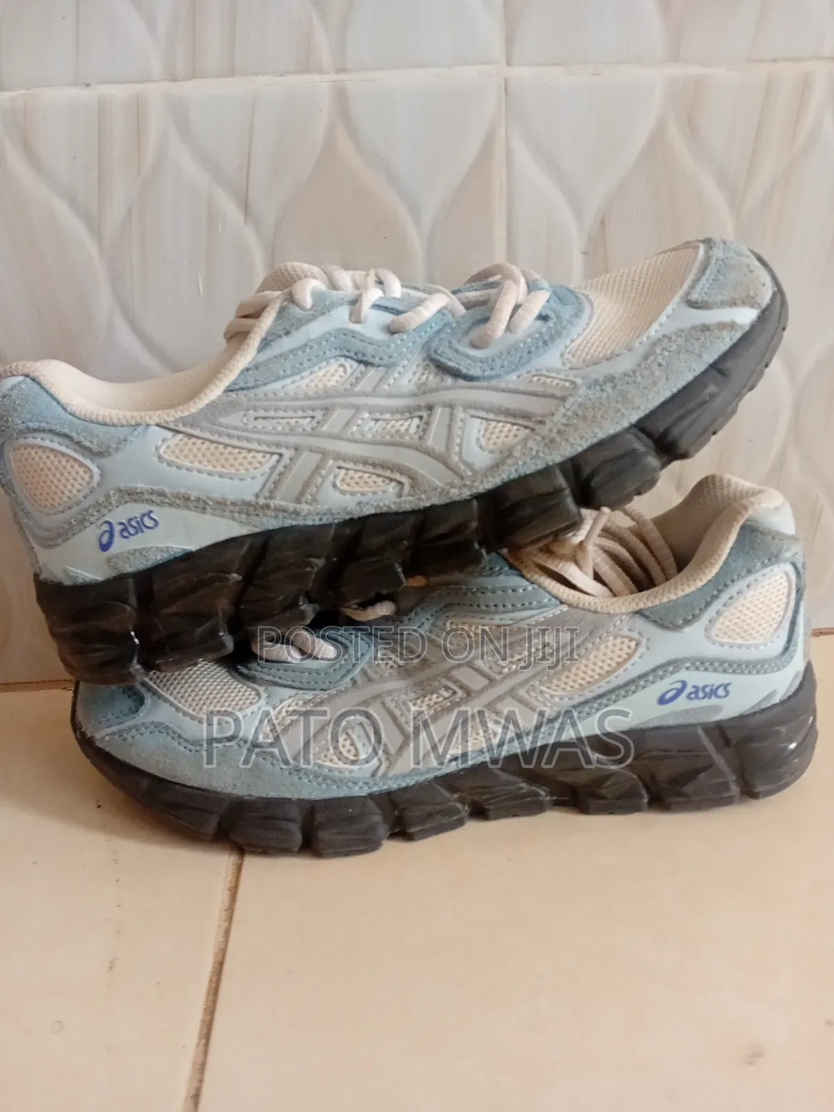 Asics Retro Runner