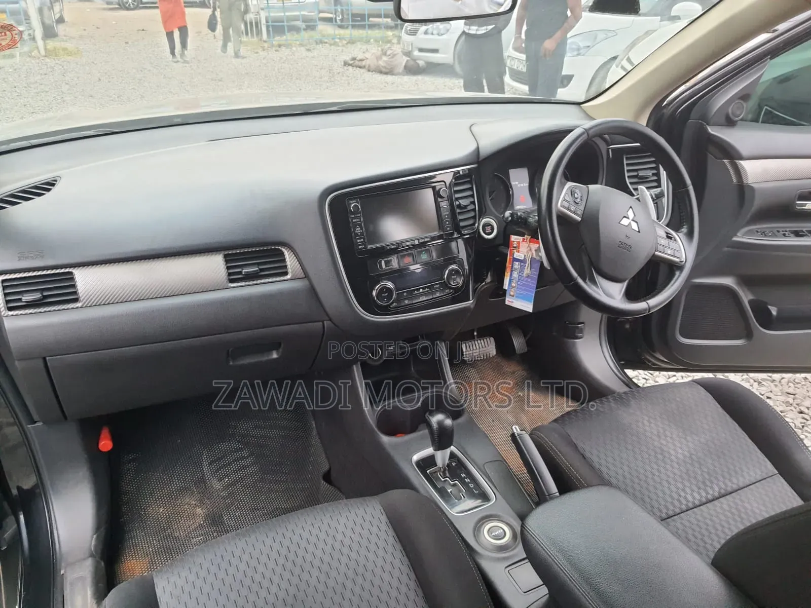 Mitsubishi Outlander 2015 Black