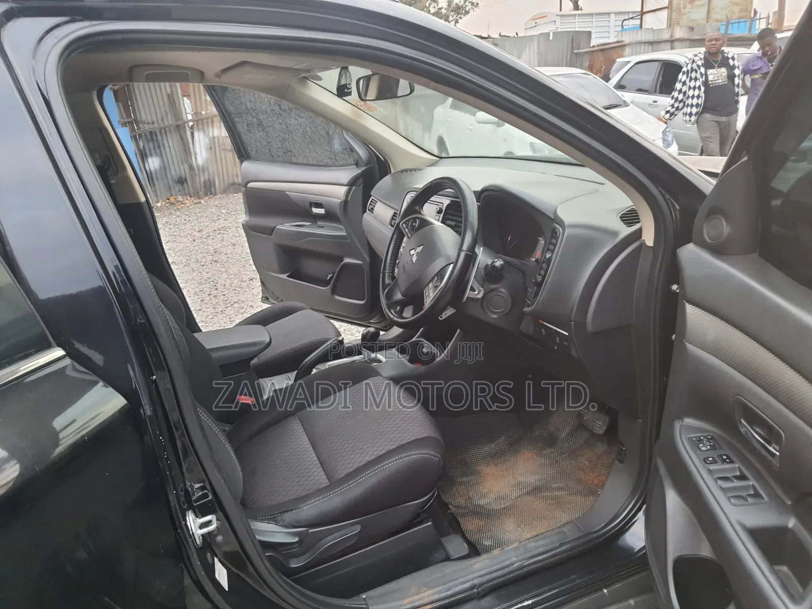 Mitsubishi Outlander 2015 Black