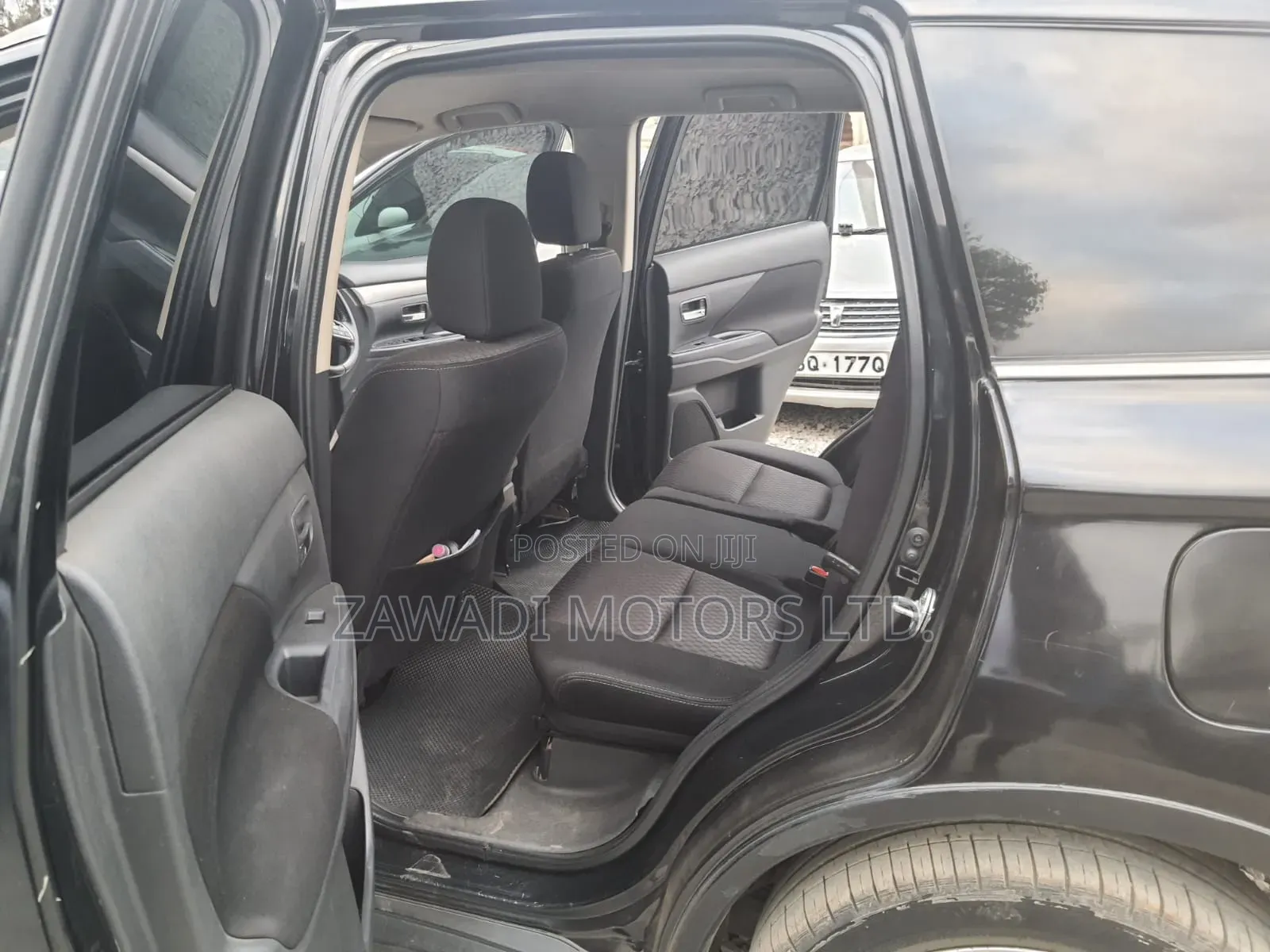 Mitsubishi Outlander 2015 Black