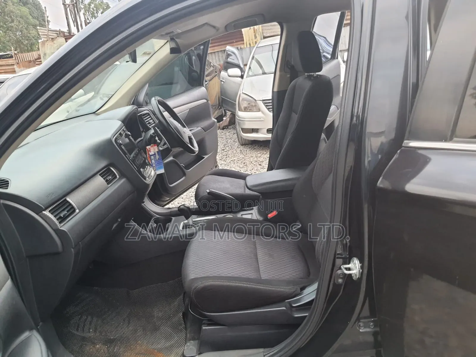 Mitsubishi Outlander 2015 Black