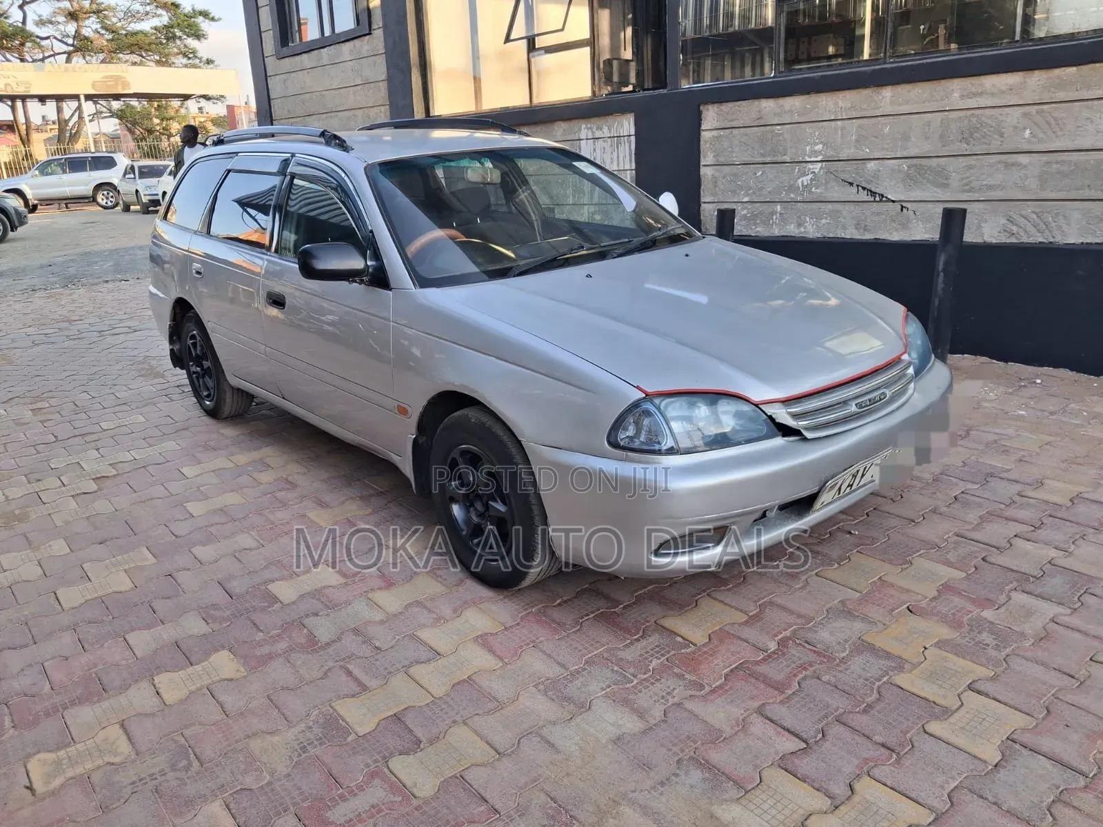 Toyota Caldina 2000 Silver