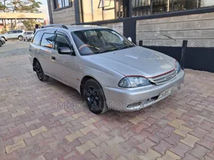 Toyota Caldina 2000 Silver
