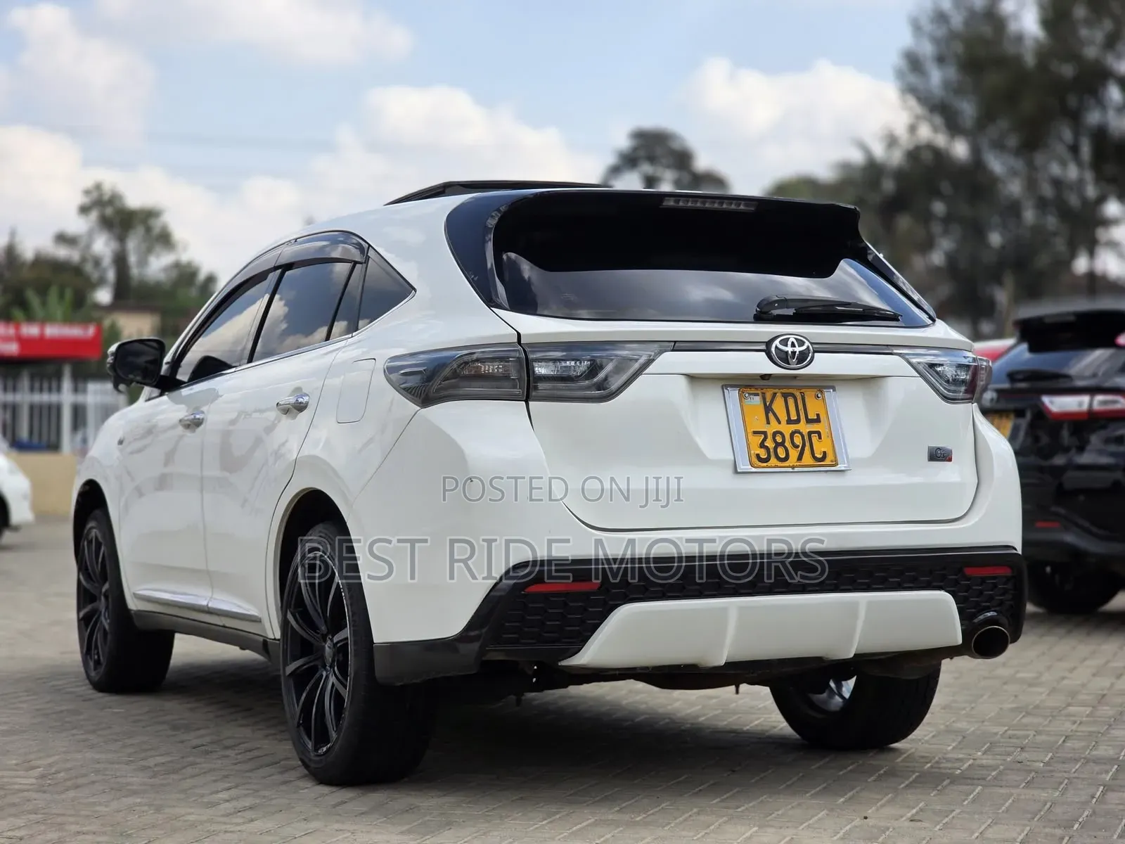 Toyota Harrier 2.0 2016 Pearl
