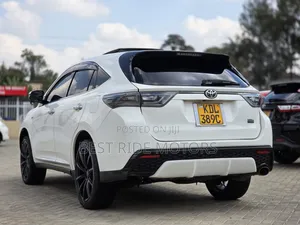 Toyota Harrier 2.0 2016 Pearl