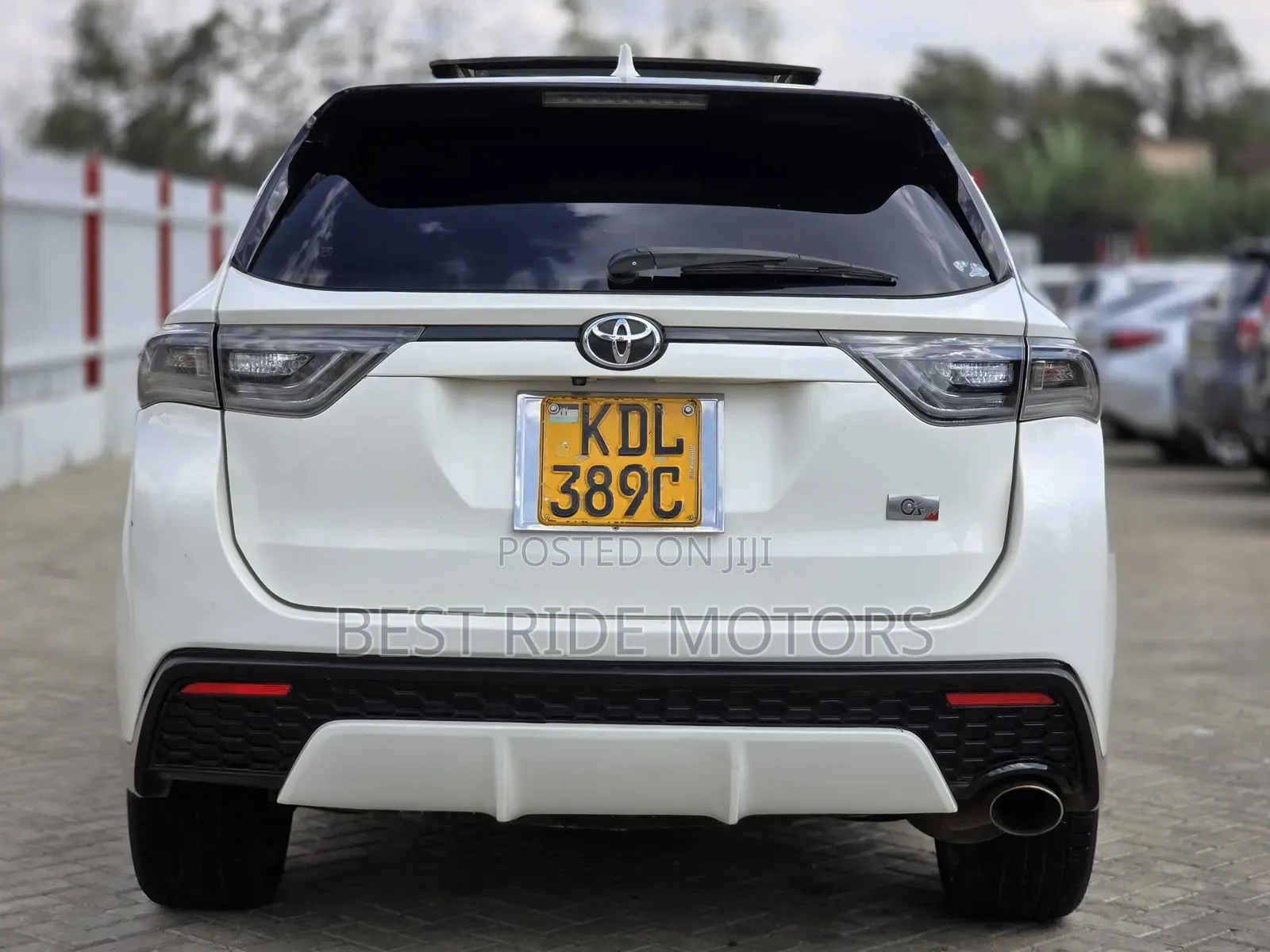 Toyota Harrier 2.0 2016 Pearl