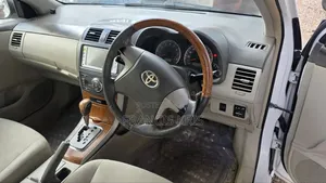 Toyota Axio 2012 Pearl