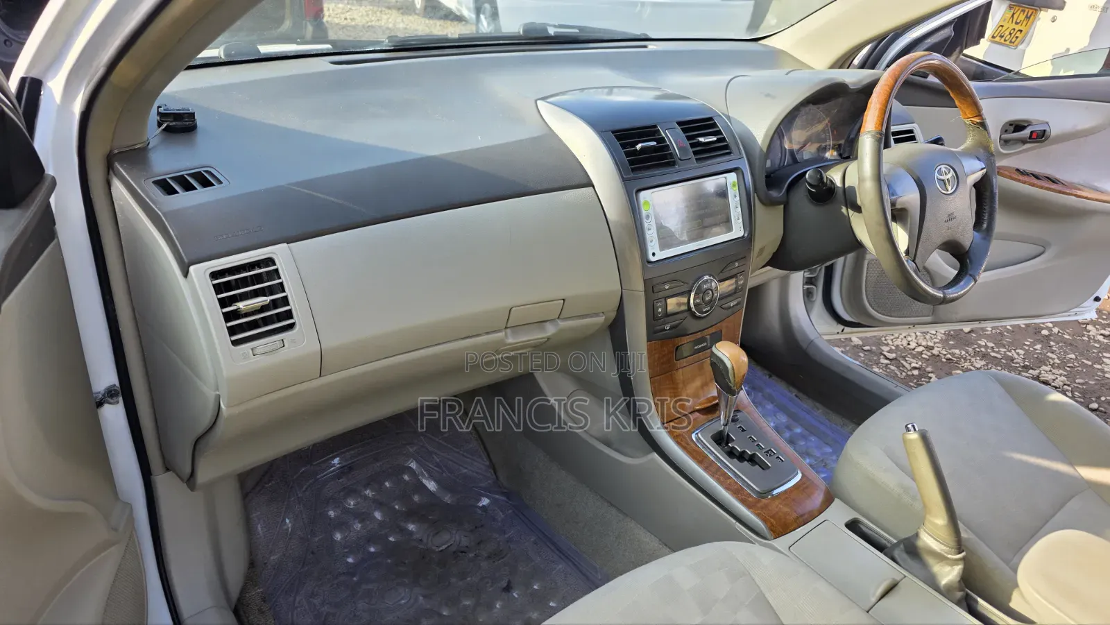 Toyota Axio 2012 Pearl
