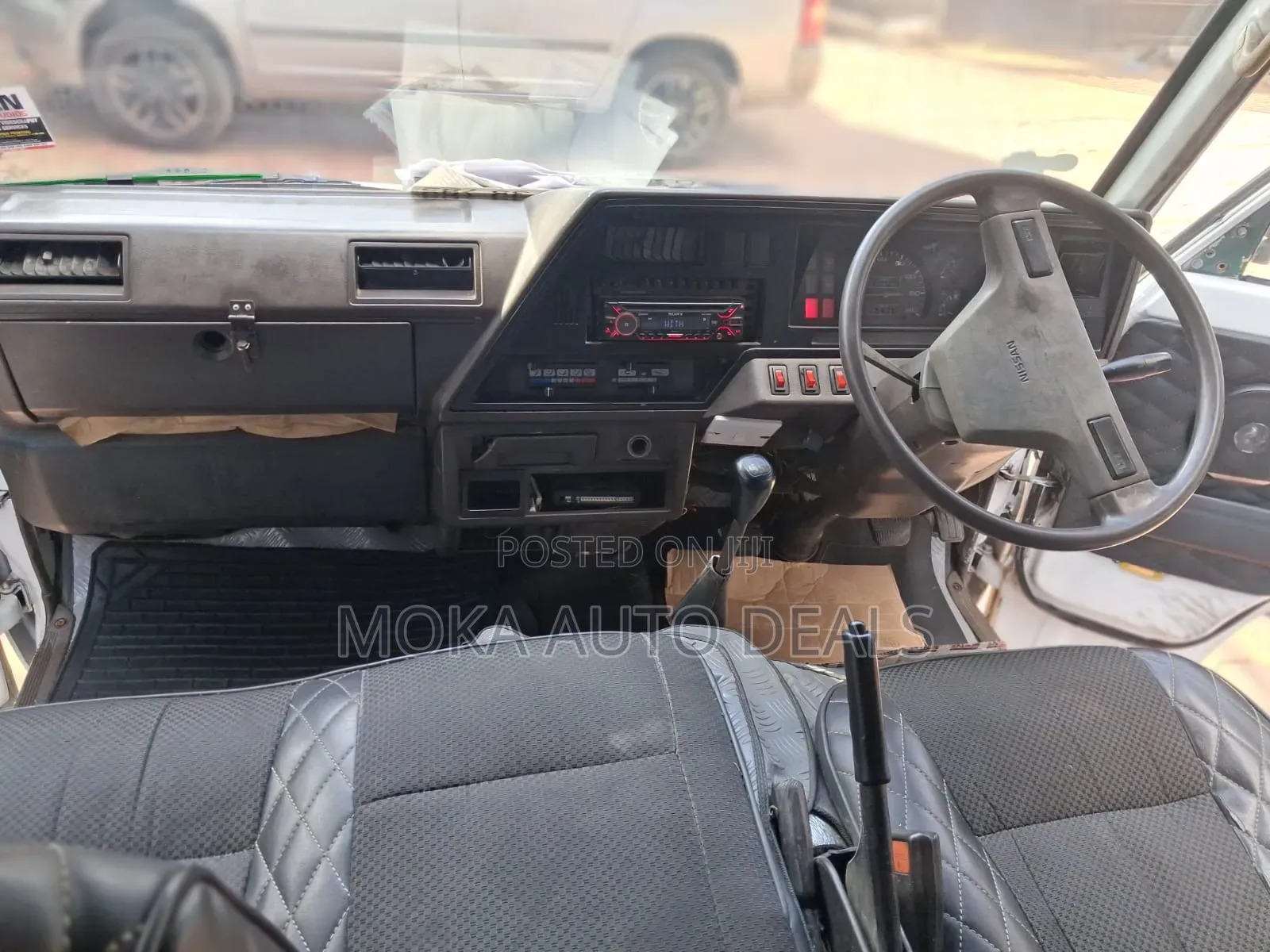 Nissan Caravan (Urvan) 1997 White