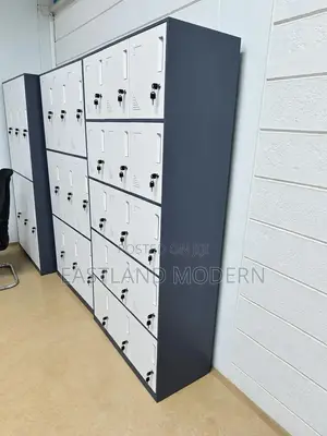 15 Door Metal Storage Locker With Individual Locks