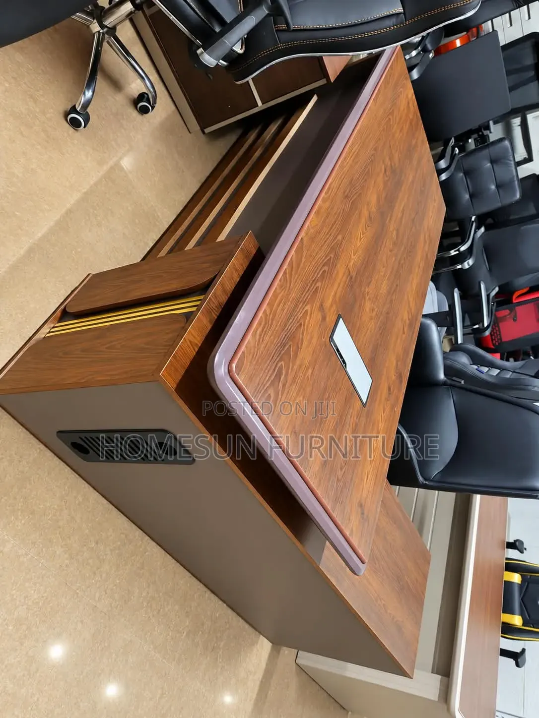 Modern Executive Office Reception Desk – Wooden Finish
