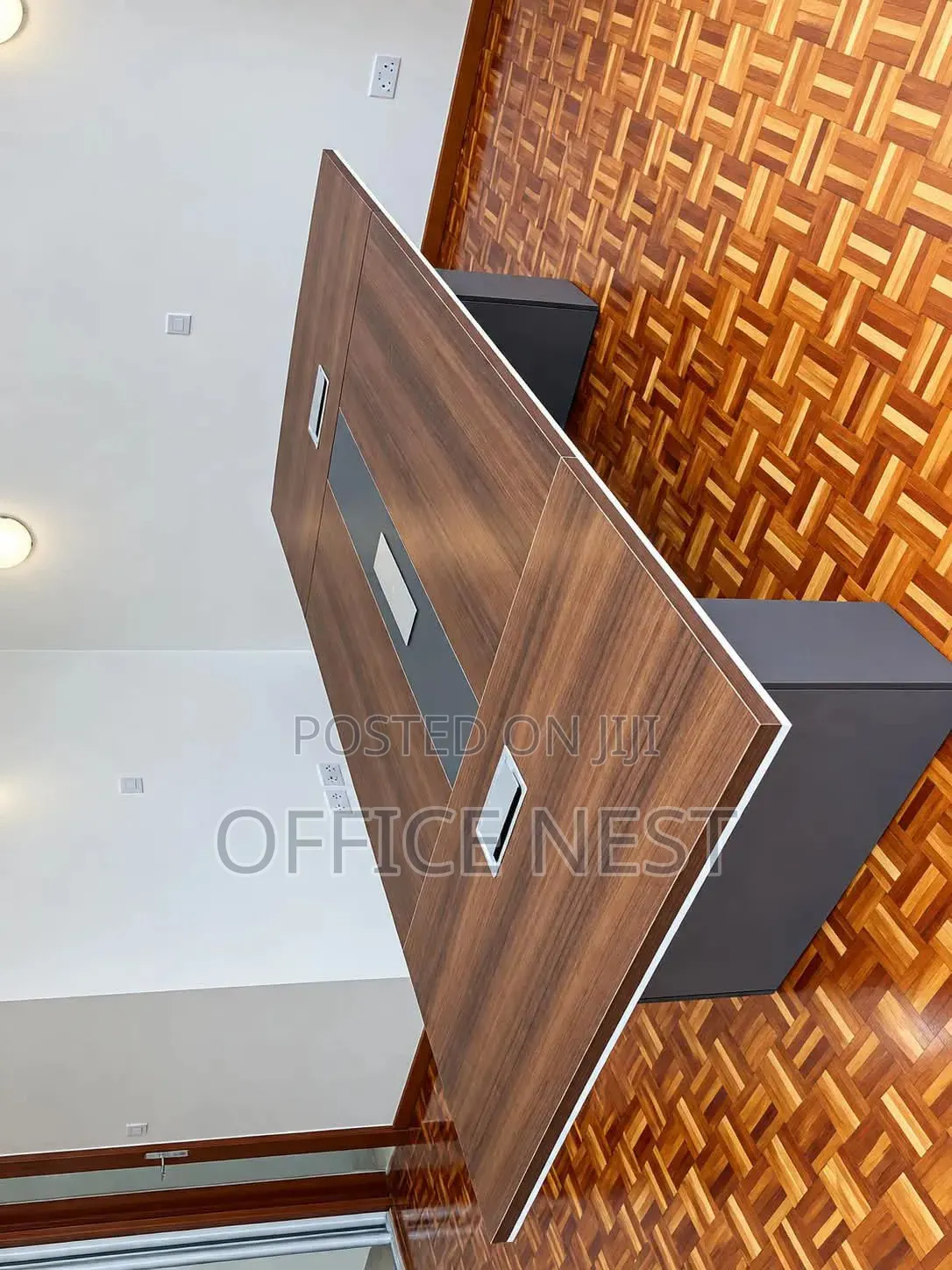 Executive Boardroom Conference Table – Modern Office Meeting Table