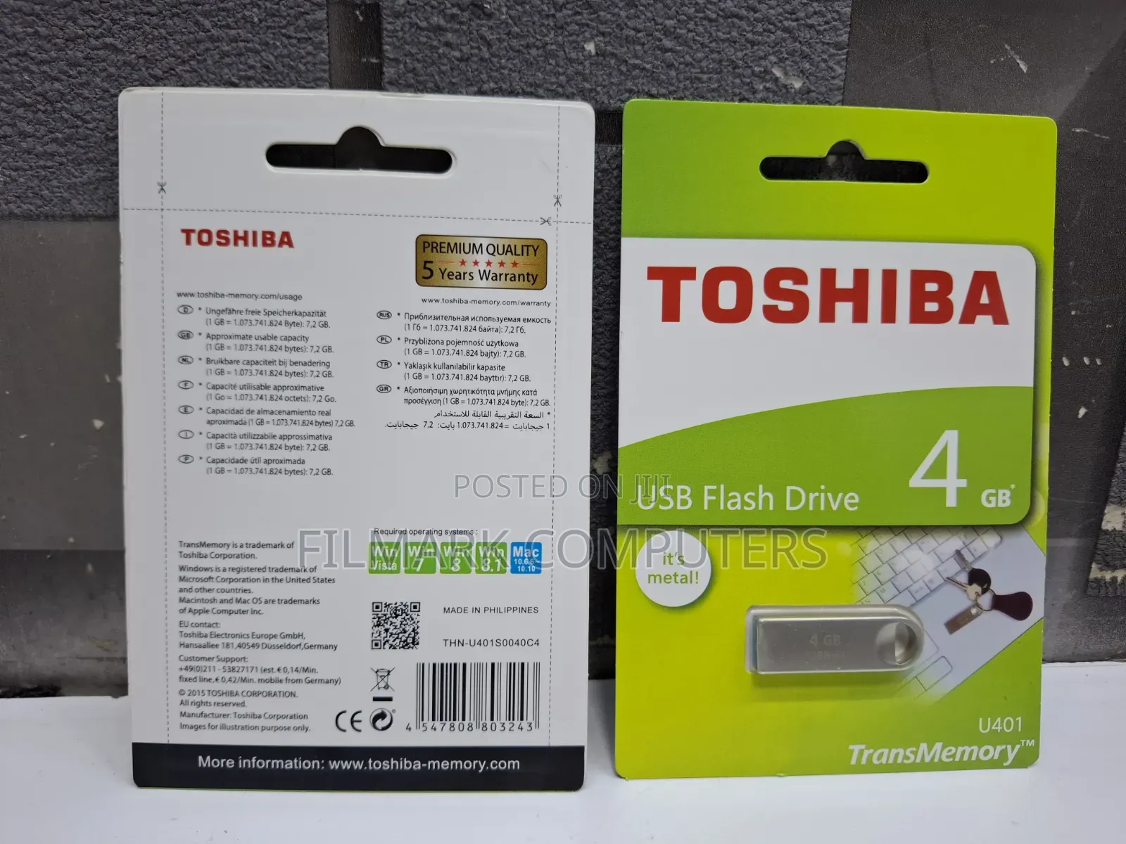 Toshiba TransMemory U401 USB Flash Drive 4GB Storage Capacity