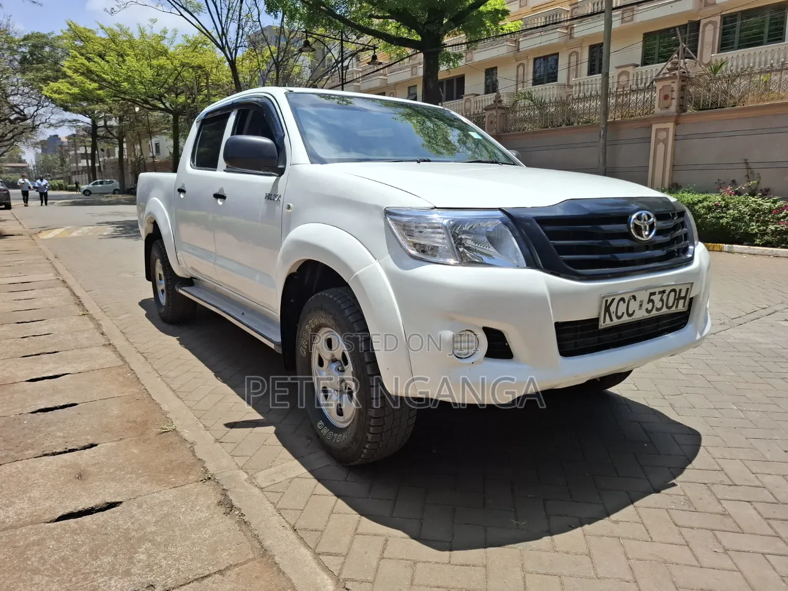 Toyota Hilux 2014 Off white