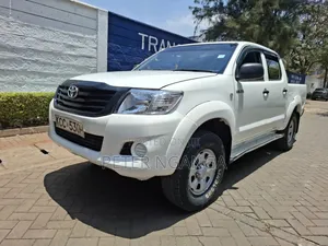 Toyota Hilux 2014 Off white