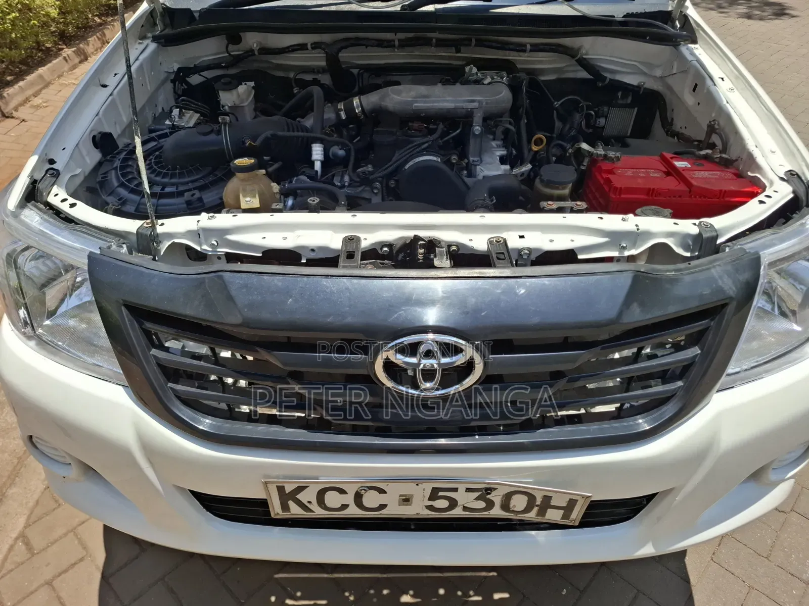 Toyota Hilux 2014 Off white