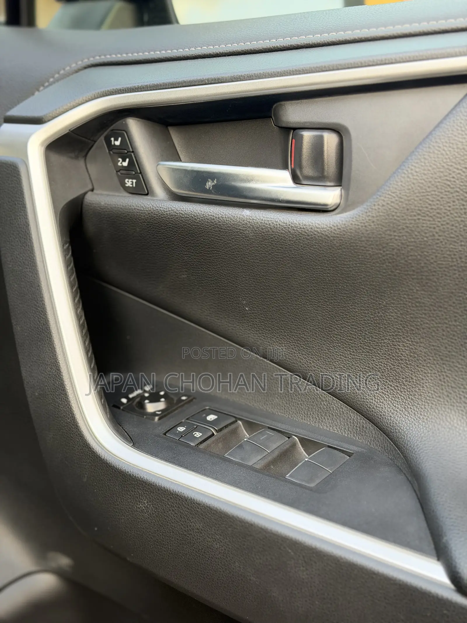 Toyota RAV4 XLE Premium AWD 2019 Black