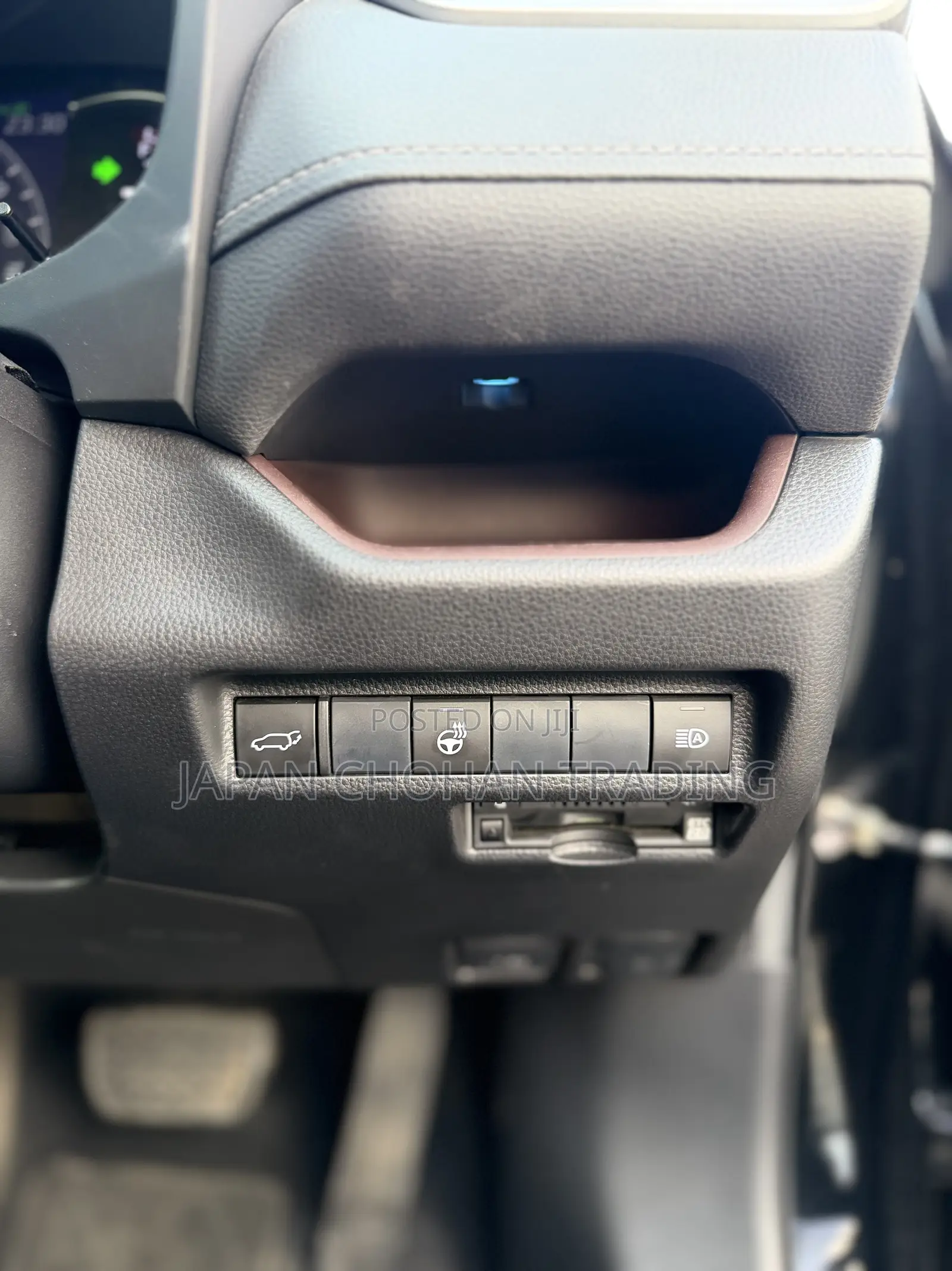 Toyota RAV4 XLE Premium AWD 2019 Black