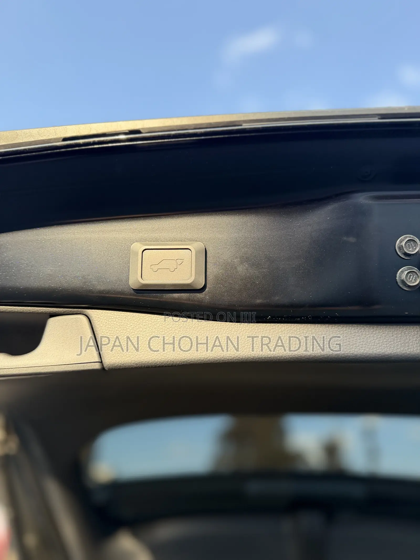 Toyota RAV4 XLE Premium AWD 2019 Black