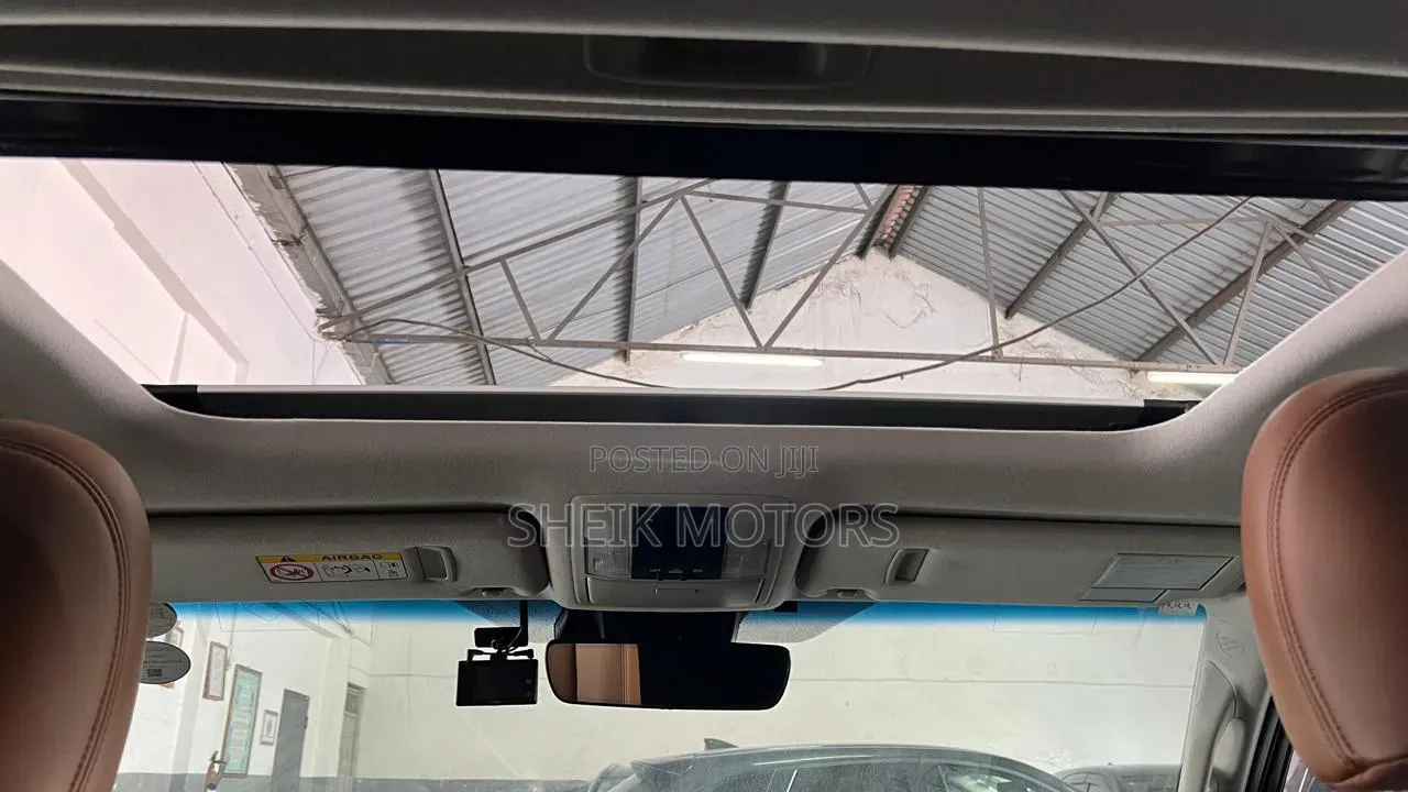 Toyota Land Cruiser Prado 2021 White