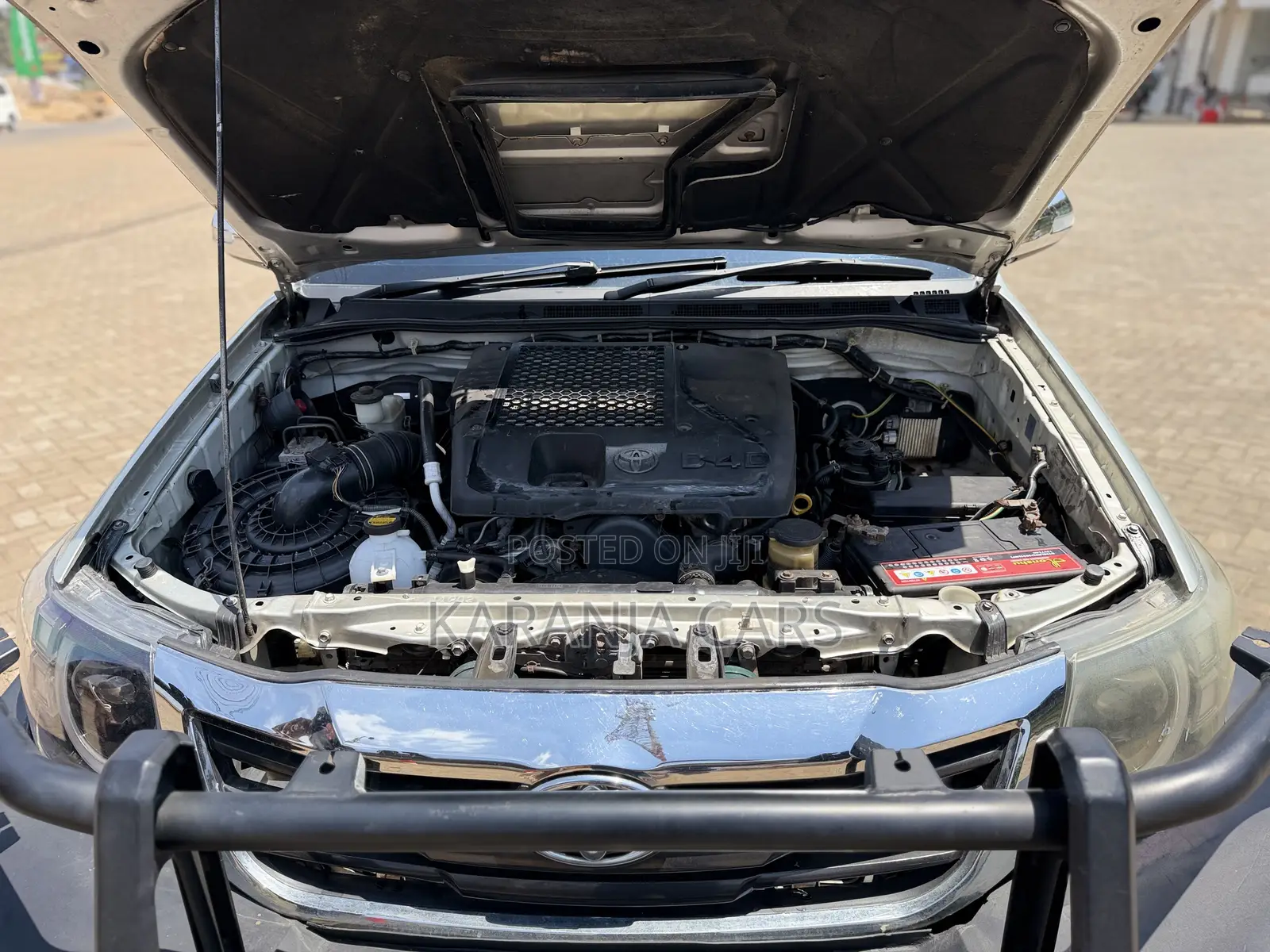 Toyota Hilux 2014 Silver