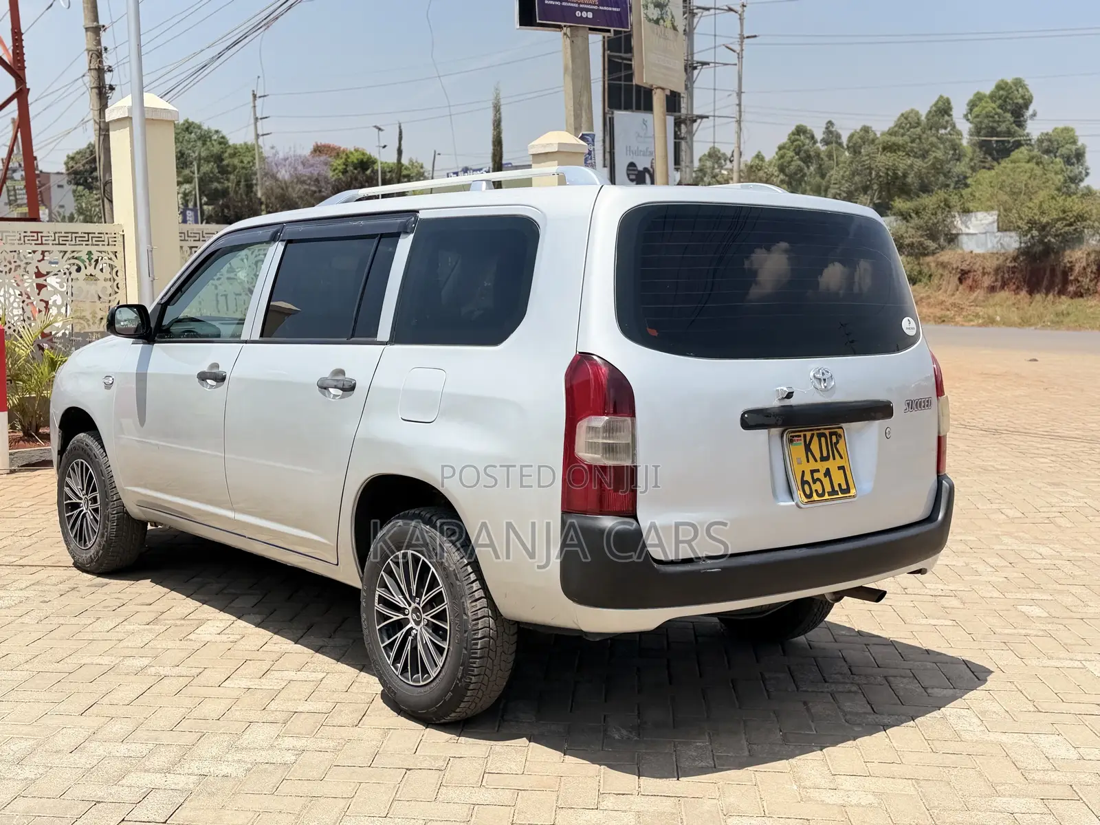 Toyota Succeed 2018 Silver
