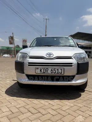 Toyota Succeed 2018 Silver