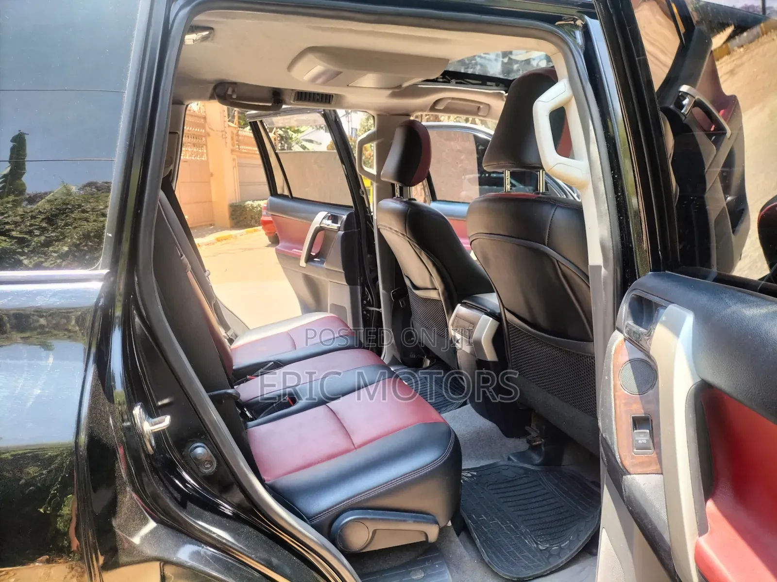 Toyota Land Cruiser Prado 3.0 TD 2011 Black