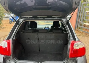 Toyota Auris 2010 Silver