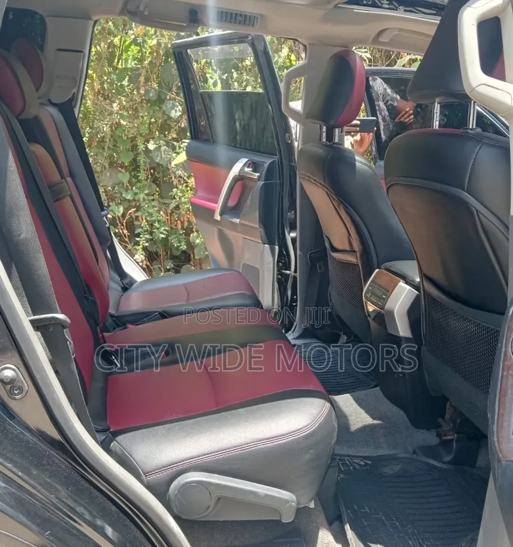 Toyota Land Cruiser Prado 3.0 TD 2011 Black