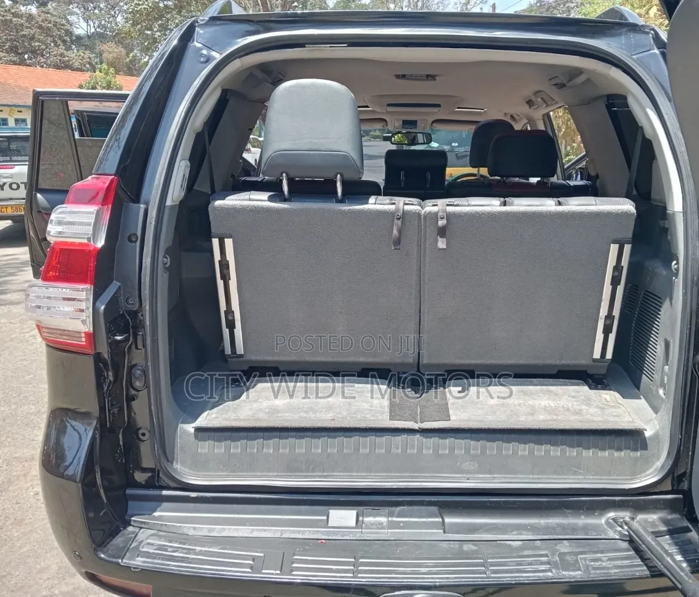 Toyota Land Cruiser Prado 3.0 TD 2011 Black