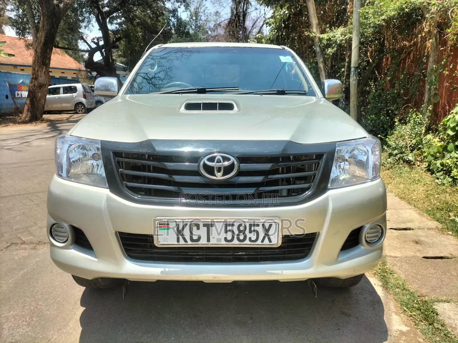 Toyota Hilux 2011 Silver